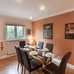 7 Coram Court