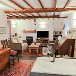 Naunton Cottage