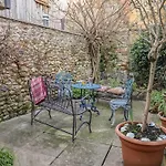 Naunton Cottage