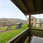 The Oak Lodge