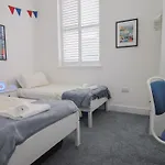 5 Victoria House