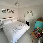 Billie\'S Seaside Retreat