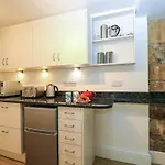 Rona Cottage