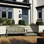 The Apartment At Queen Anne\'S Lodge