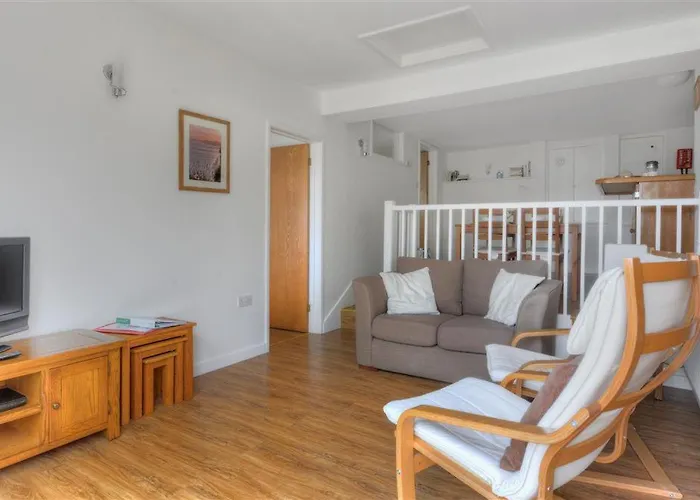 Greystones Flat