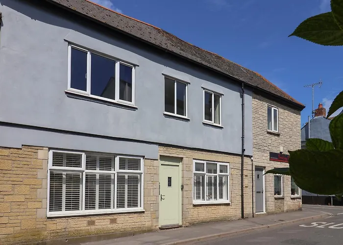 16 Church Street