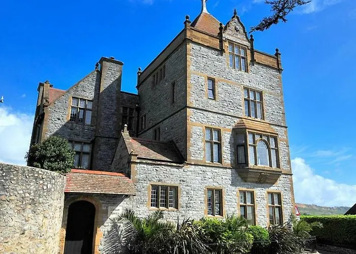 7 Coram Tower