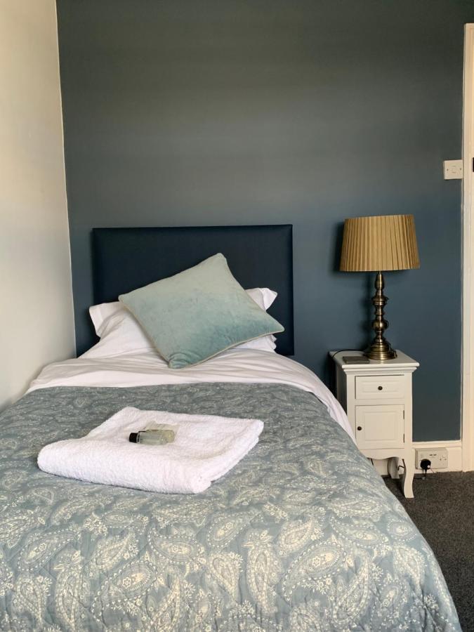 The Nags Head 3* Lyme Regis
