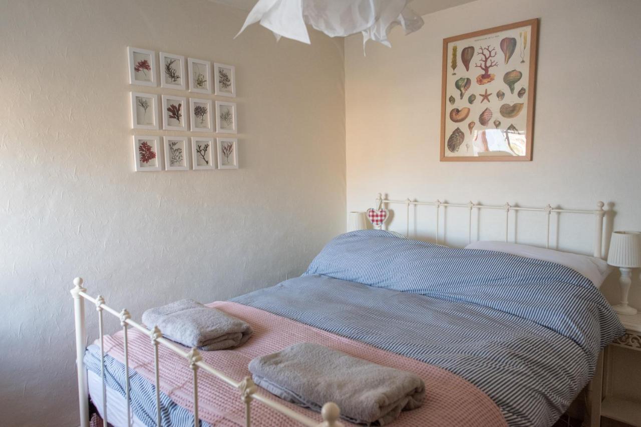 Silver Cottage, Lyme Regis, No Car Required, Dogs Welcome