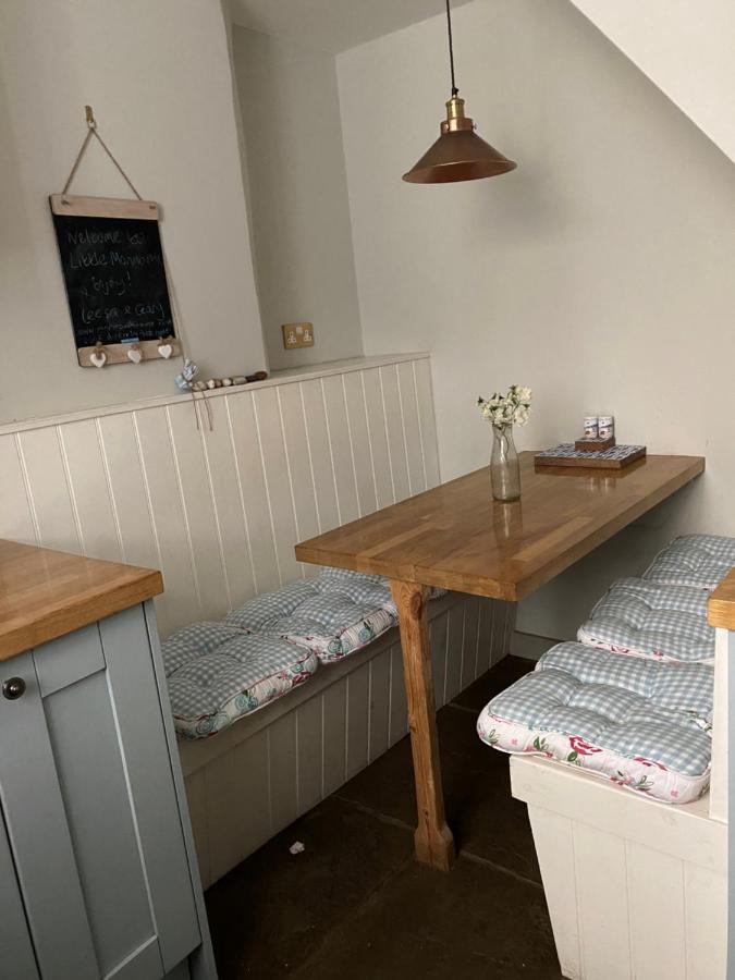 Little Monmouth 4 Bedroom Cottage, Old Town Lyme Regis, Dog Friendly And Parking Lyme Regis