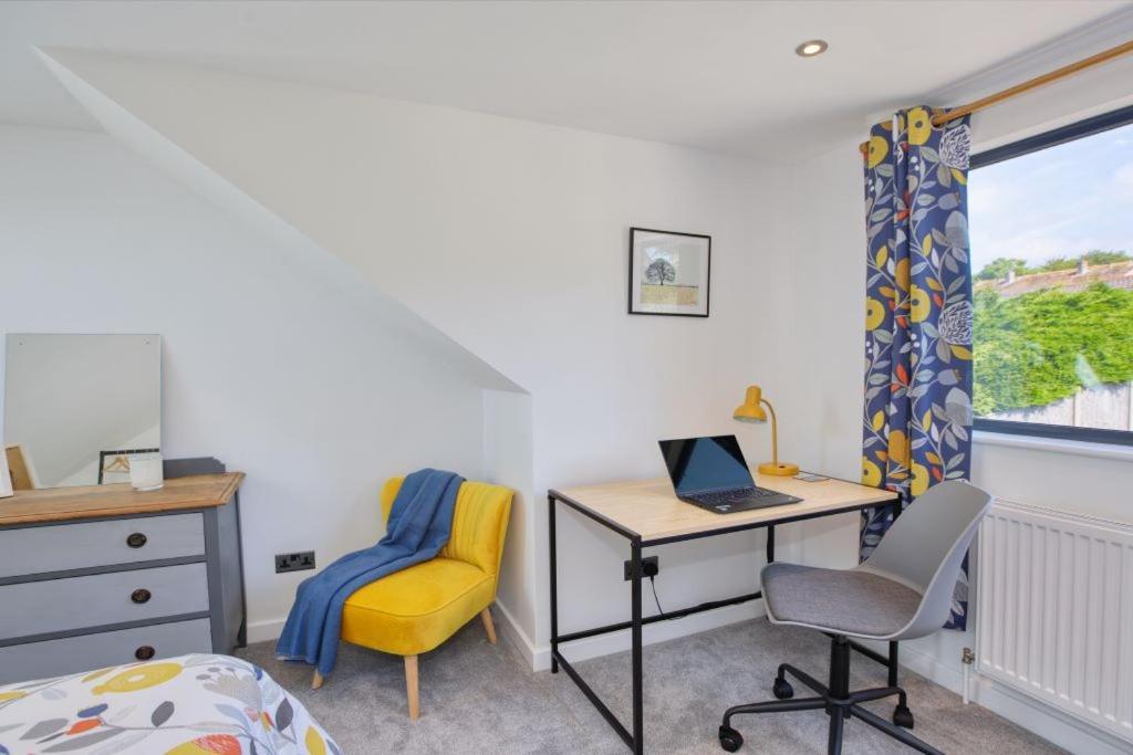 Pass The Keys Stunning In - Sleeps 8 *