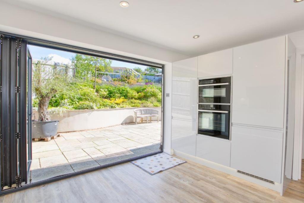 Holiday home Pass The Keys Stunning In - Sleeps 8 Lyme Regis