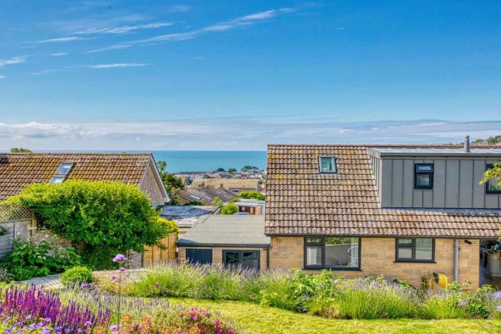 Pass The Keys Stunning In - Sleeps 8 *