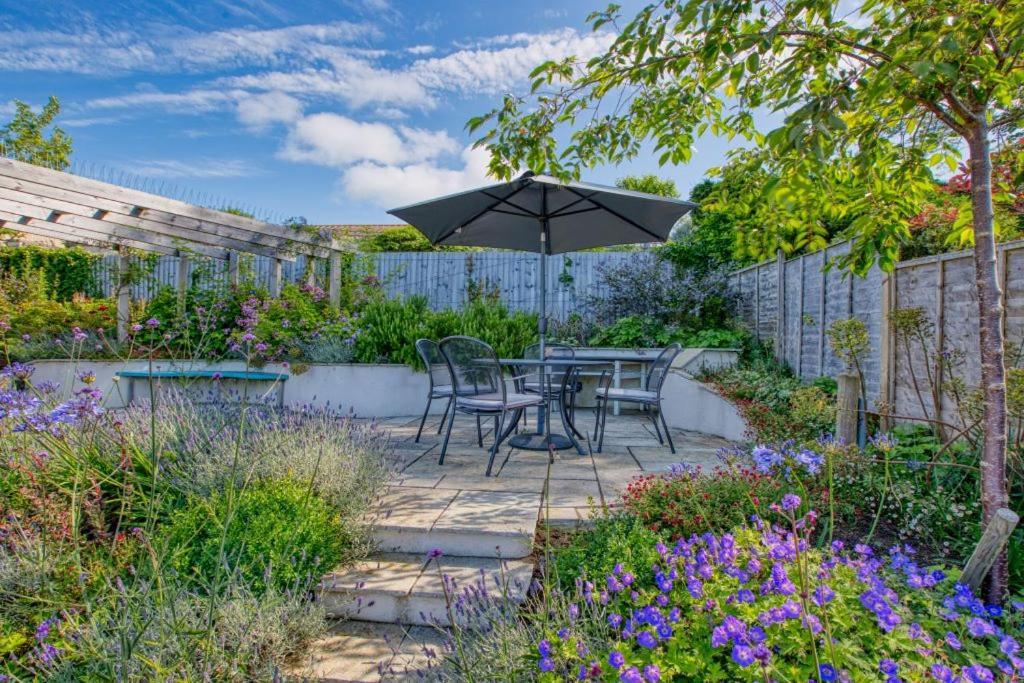 Holiday home Pass The Keys Stunning In - Sleeps 8 Lyme Regis