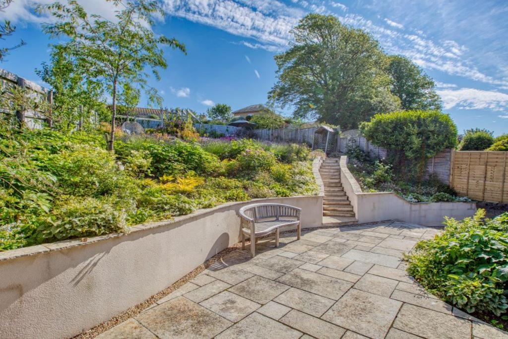 Pass The Keys Stunning In - Sleeps 8 Holiday home