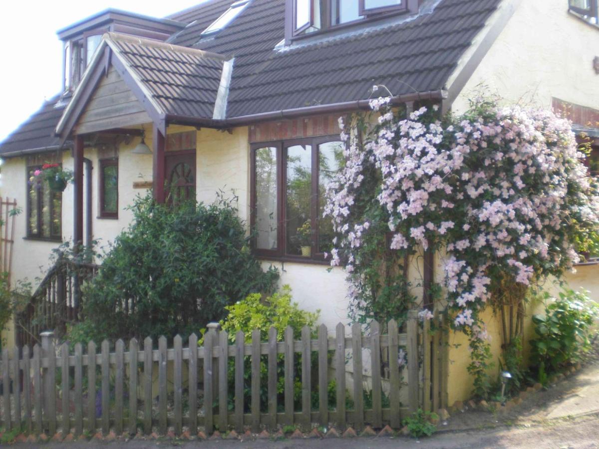 Skerries Bed & Breakfast Lyme Regis