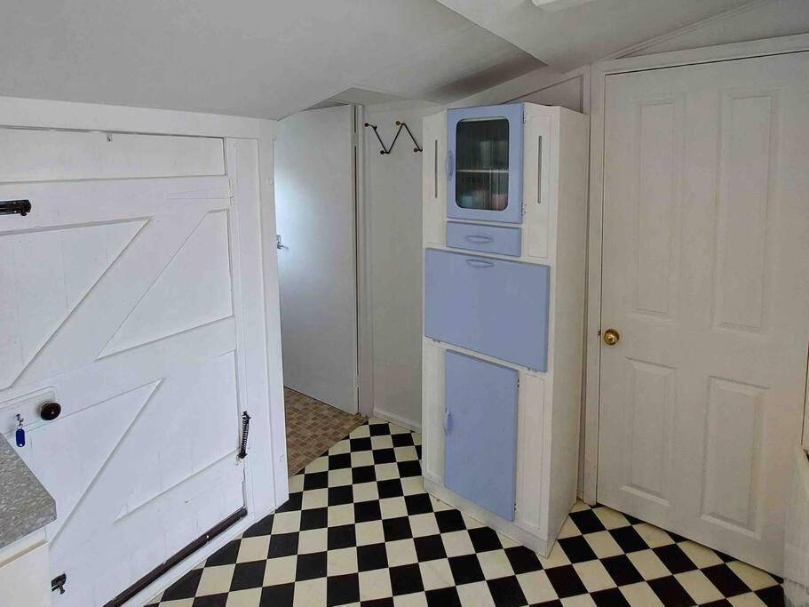 Sea Forever: Coastal With Harbor Views In Lyme *