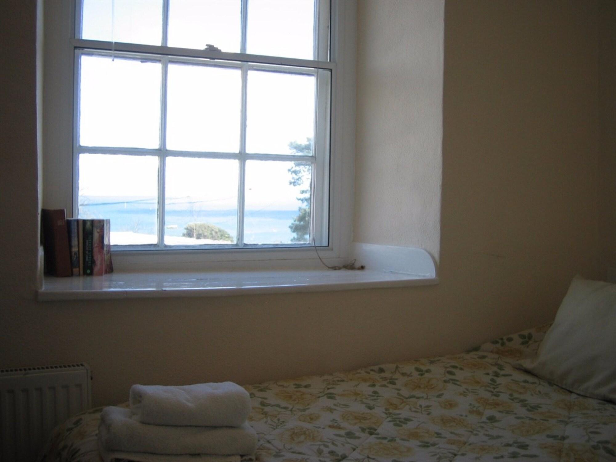 2 Kersbrook Gardens Holiday home