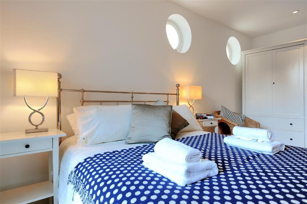 Apartment No 2, 26 Broad Street Lyme Regis