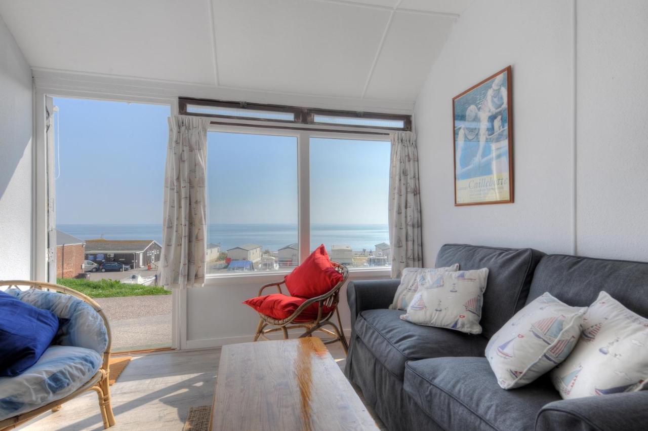 The Hut Holiday home Lyme Regis