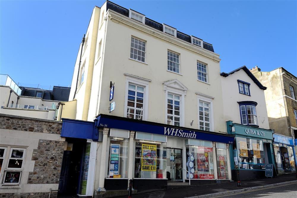 Apartment No 2, 26 Broad Street Lyme Regis
