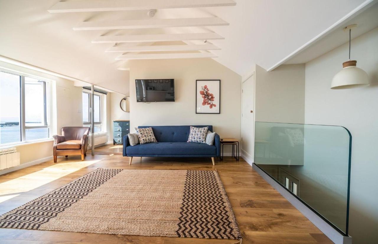 Apartment 3 Way House Lyme Regis