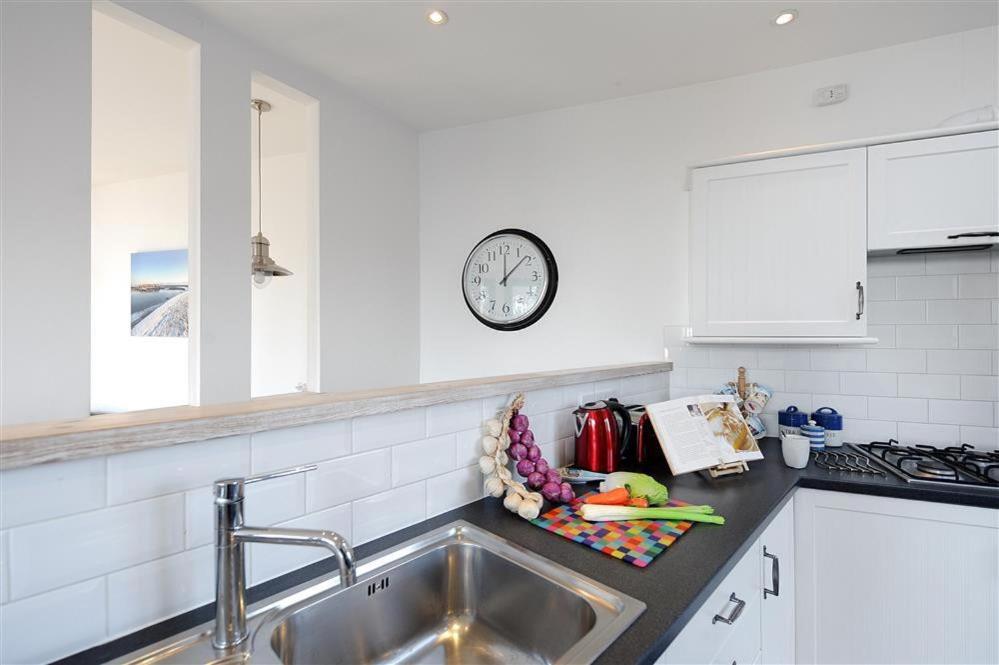 No 2, 26 Broad Street Apartment Lyme Regis