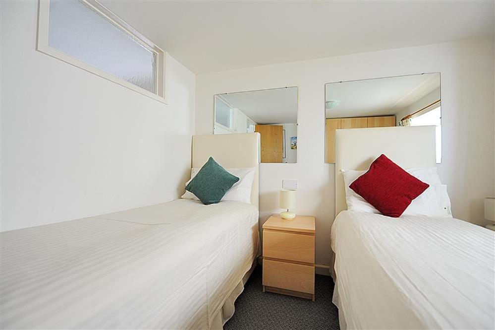 Greystones Flat Lyme Regis