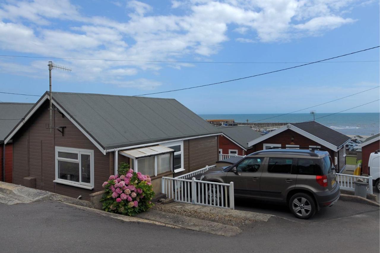 Ronita * Lyme Regis