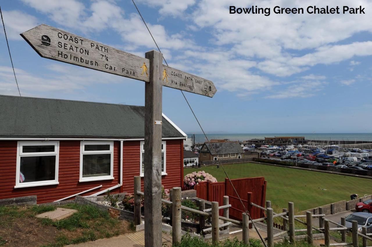 Ronita * Lyme Regis