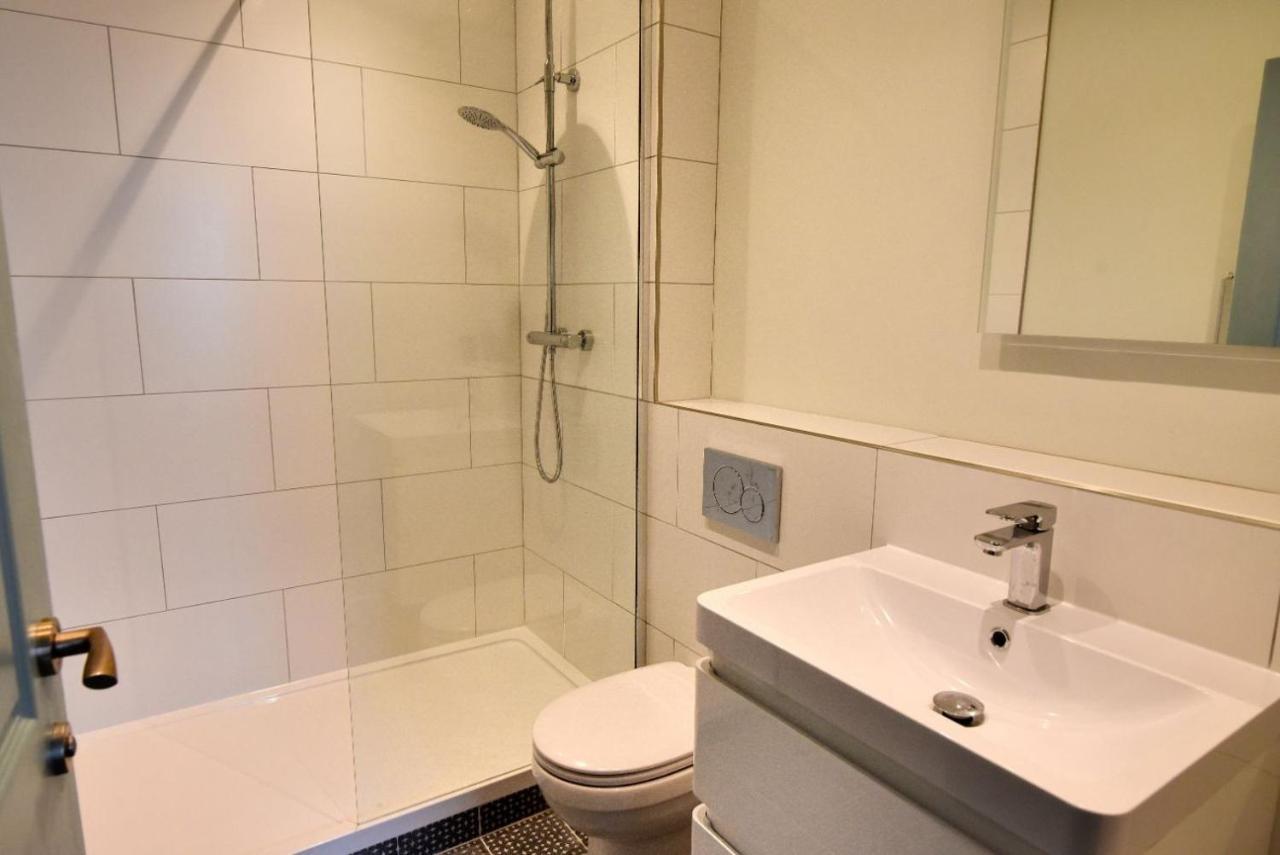 Avocet Apartment *