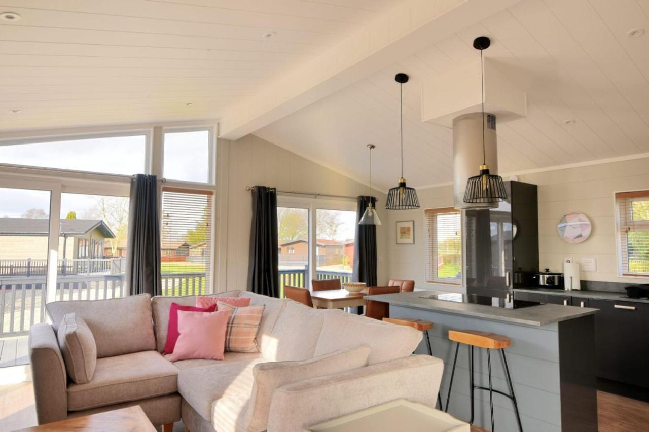 Hazelwood 4 Pinewood Retreat Holiday home