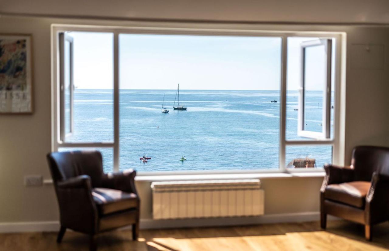 3 Way House Apartment *