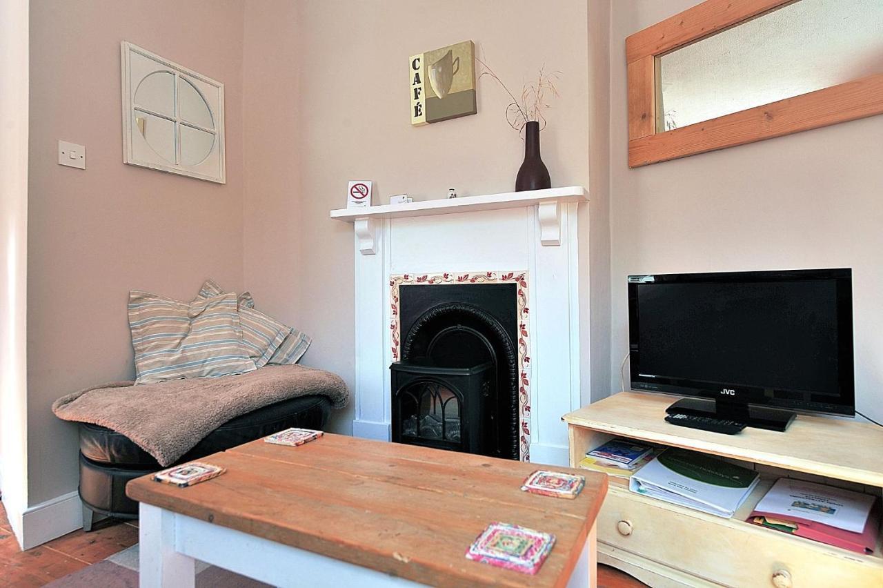Driftwood Apartment Lyme Regis