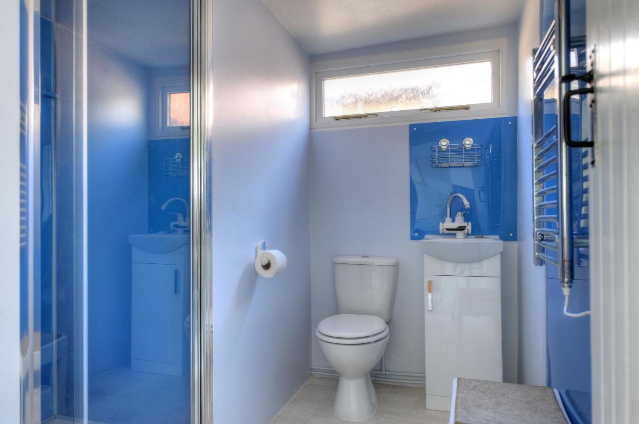 Holiday home The Hut Lyme Regis