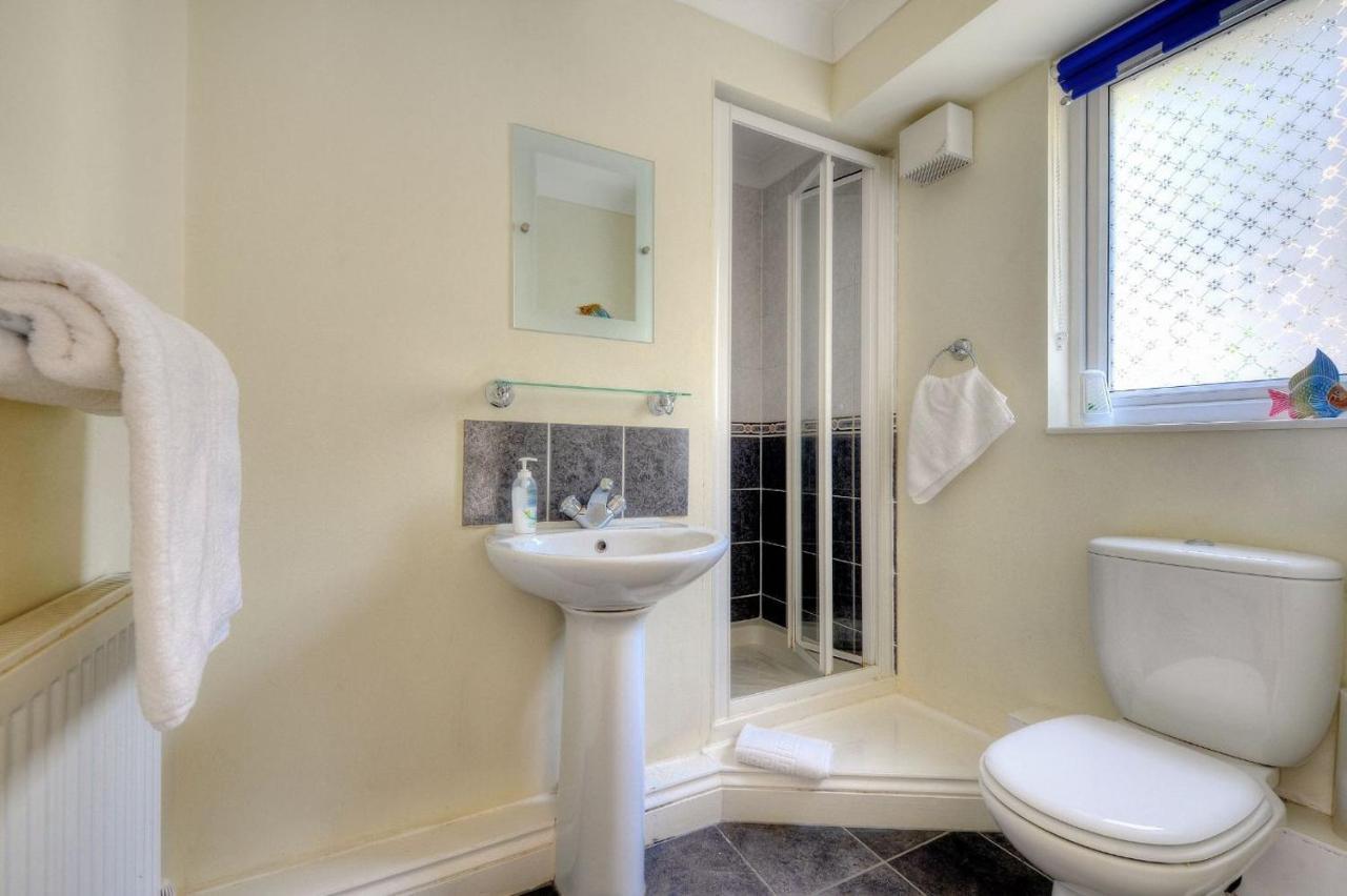 4 Coram Court Lyme Regis