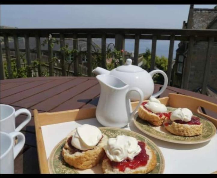 Bay View Panorama House * Lyme Regis