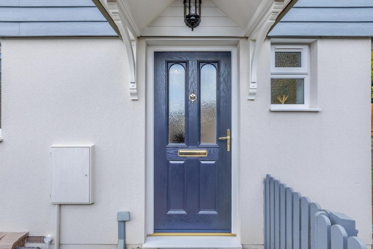 6 Chatterton Mews Lyme Regis