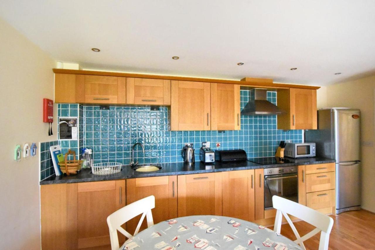 2 Buckfields Apartment *