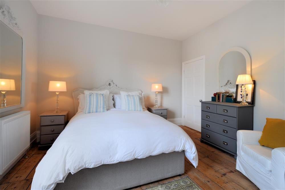 Apartment 2 Woodville Lyme Regis