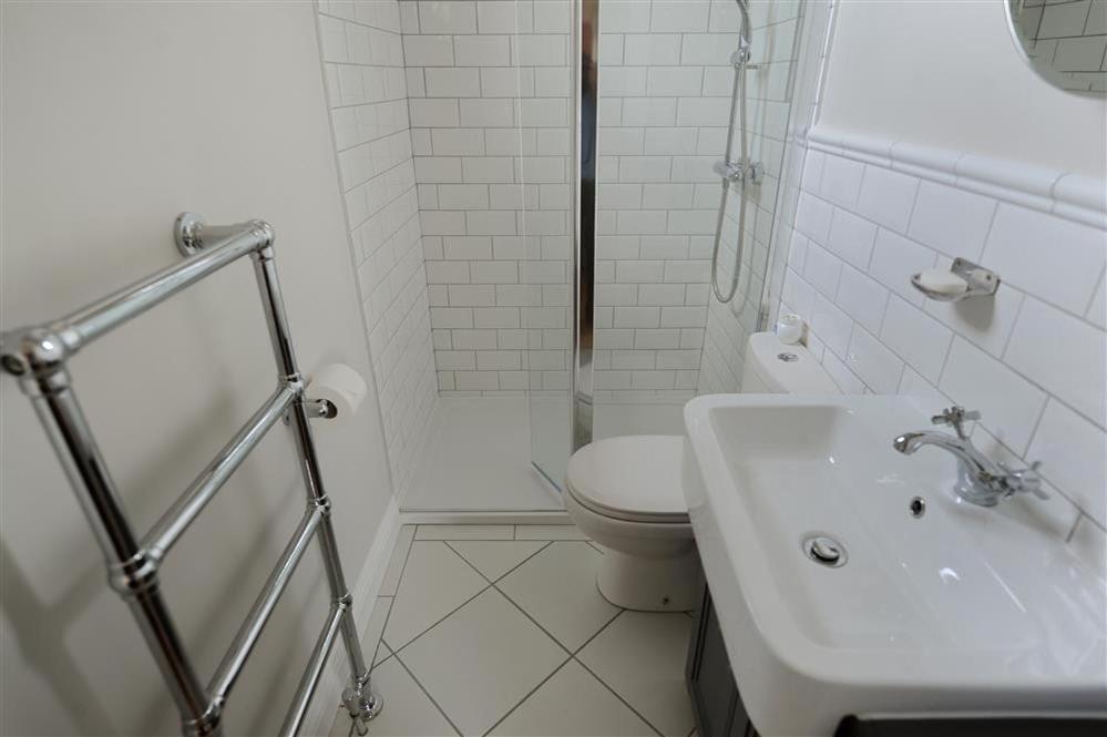 2 Woodville * Lyme Regis