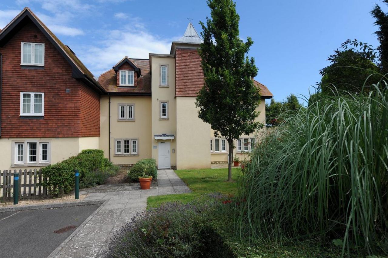 8 Buckfields Apartment *