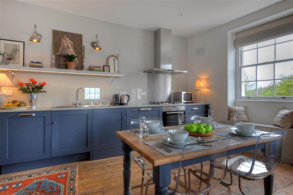 2 Woodville Apartment *