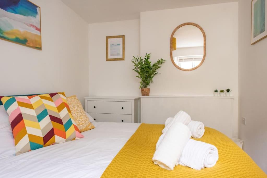 Seashells, Close To Seafront, Large Private Garden