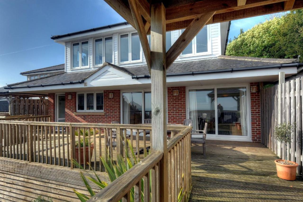 4 Coram Court * Lyme Regis
