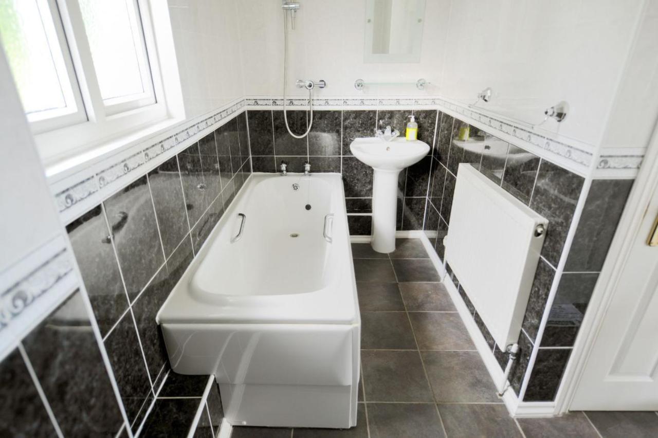 4 Coram Court *