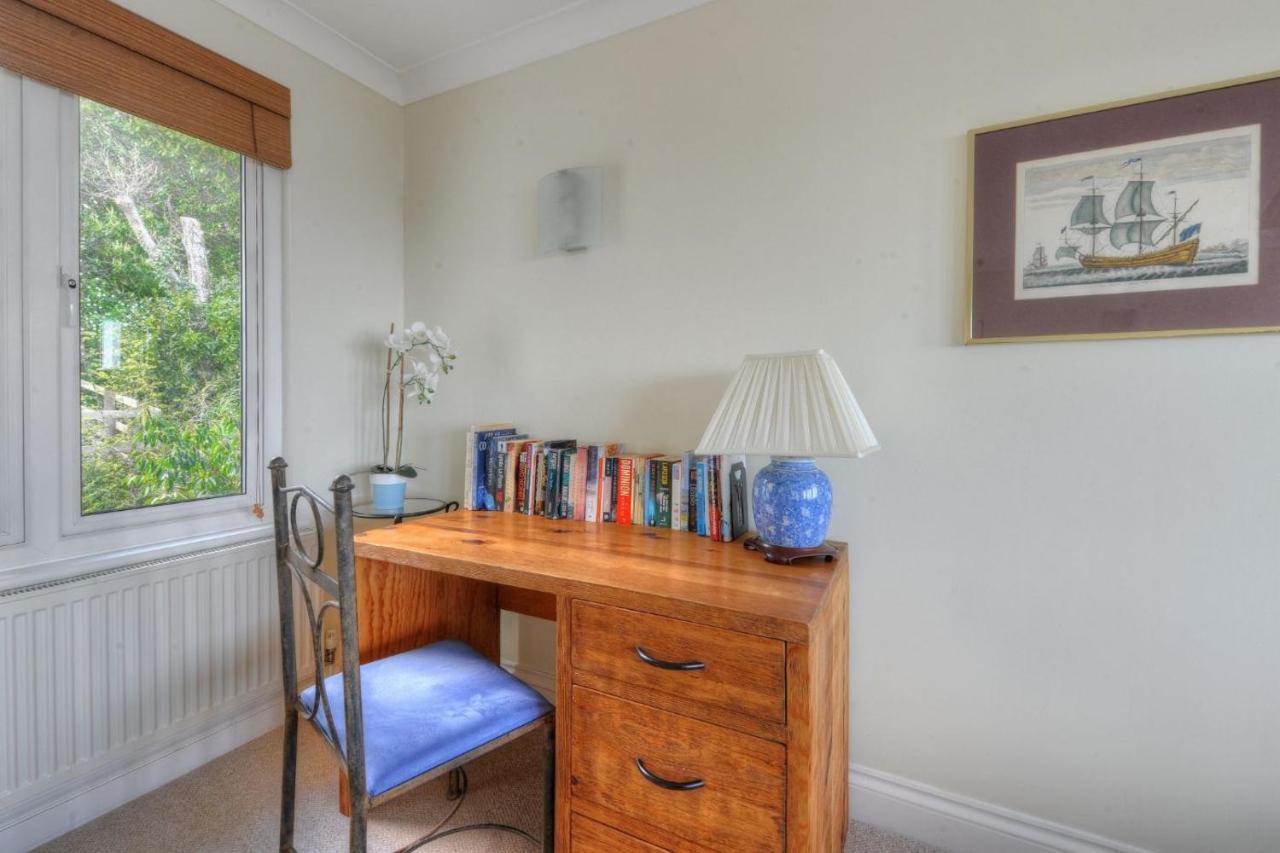 4 Coram Court Lyme Regis