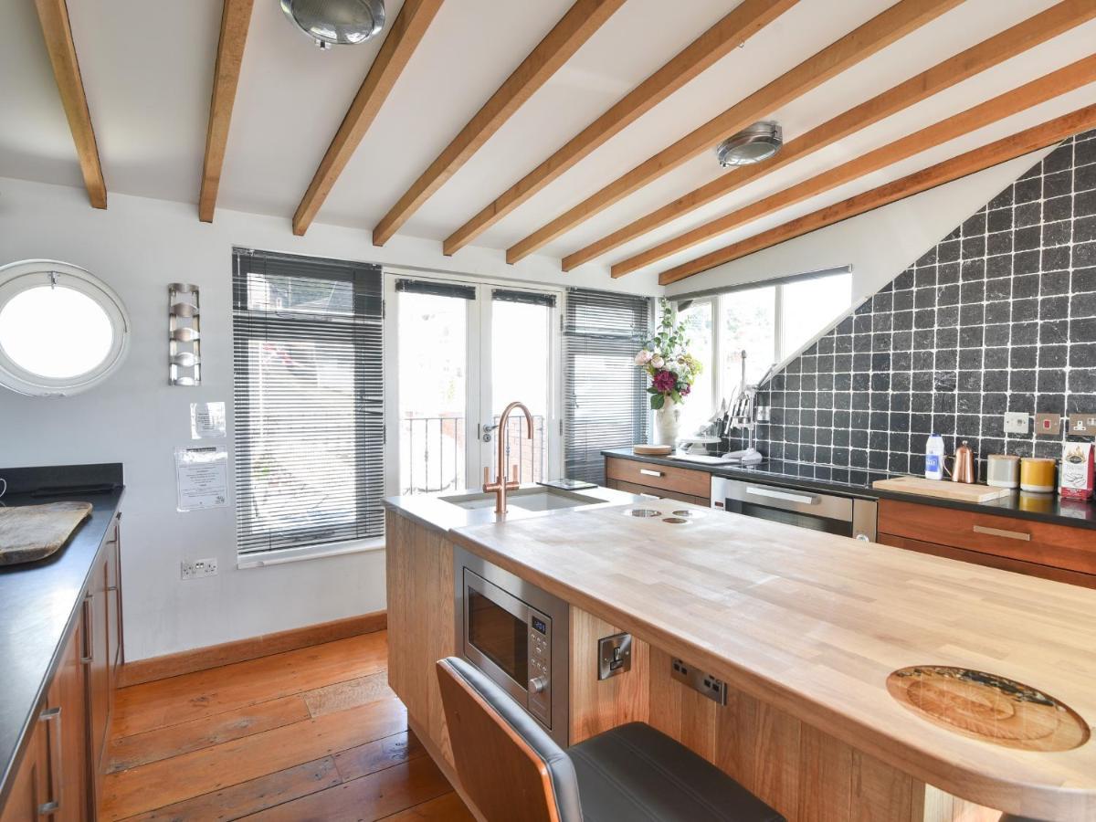 The Lookout Apartment