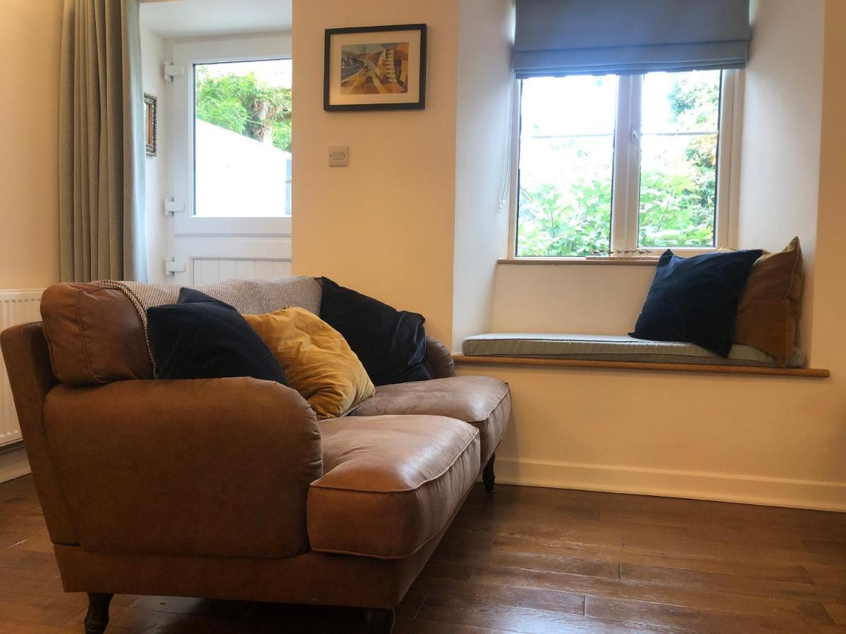 1 Lymbrook * Lyme Regis