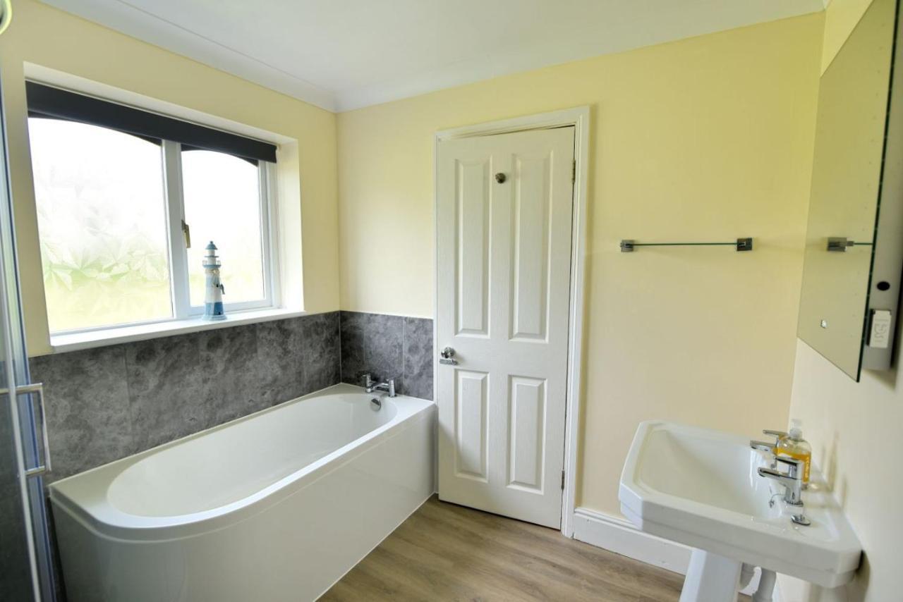 High Cliff Orchard Holiday home